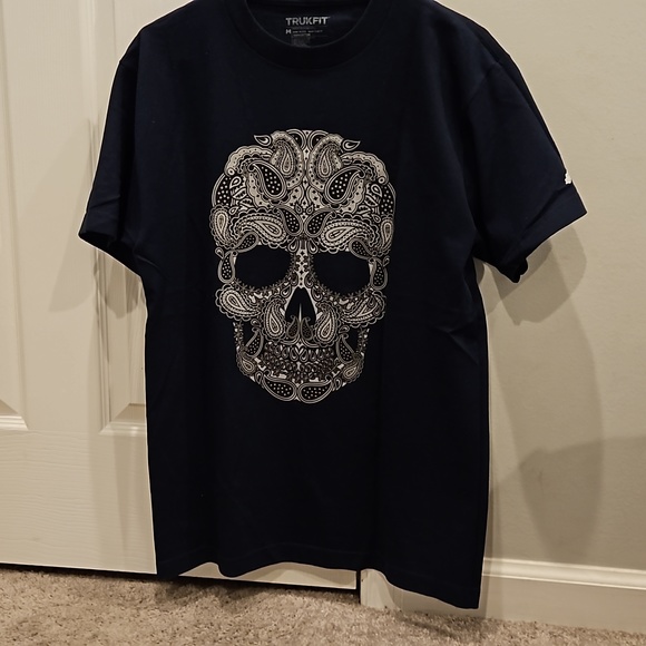 Truckfit Skull and bone T shirt - Picture 1 of 2